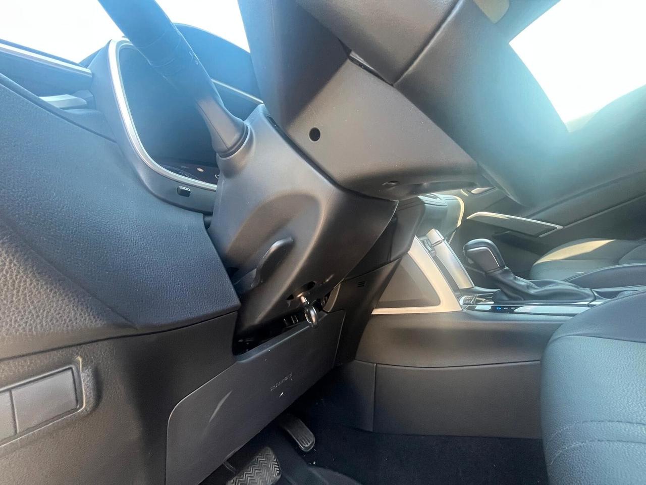 Toyota Corolla Cross 2.0 Hybrid 197 CV E-CVT Lounge
