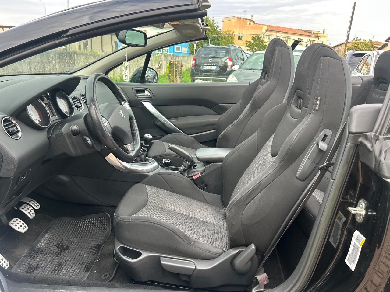 Peugeot 308 1.6 e-HDi 115CV Stop&Start CC Allure