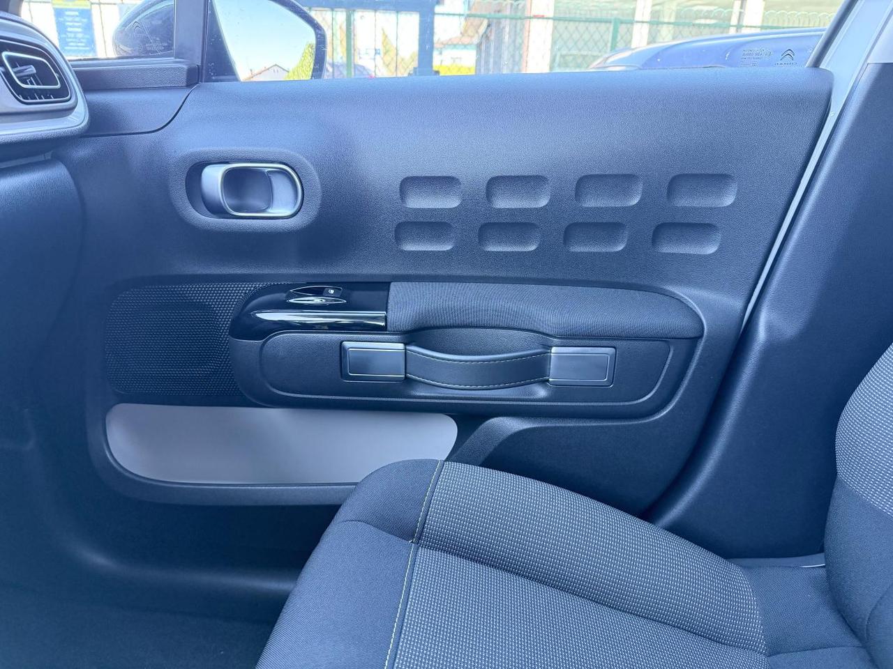 Citroen C3 1.2 puretech Shine s&s 83cv