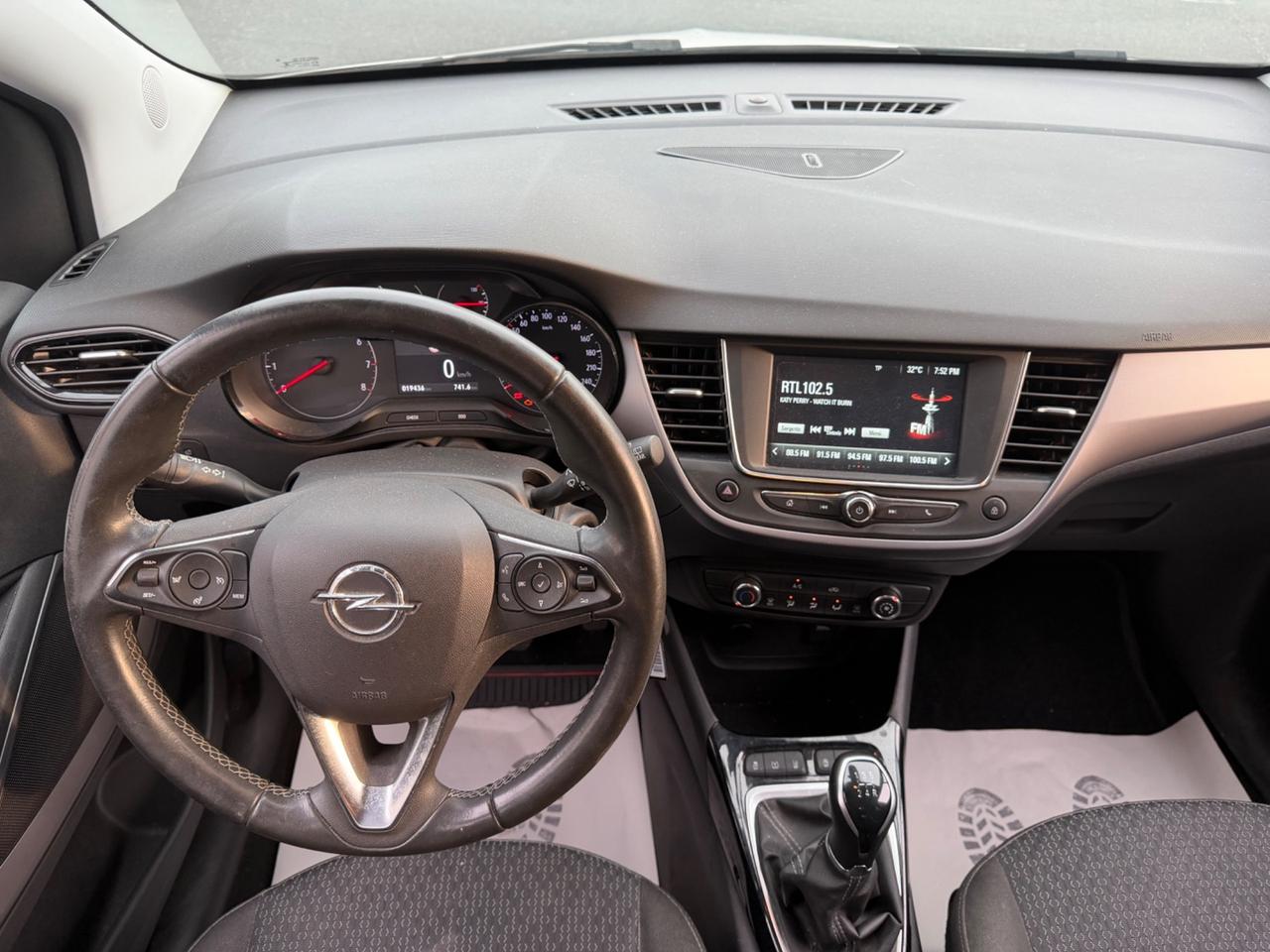 Opel Crossland 1.2 12V Start&Stop Design & Tech