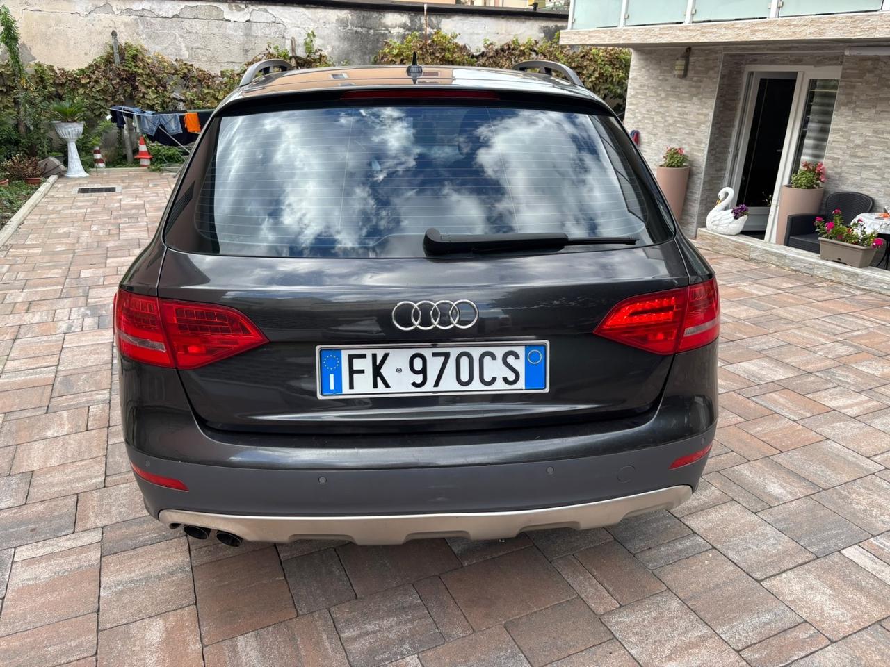 Audi A4 allroad 2.0 TDI .gasolio & GPL .4x4 2011