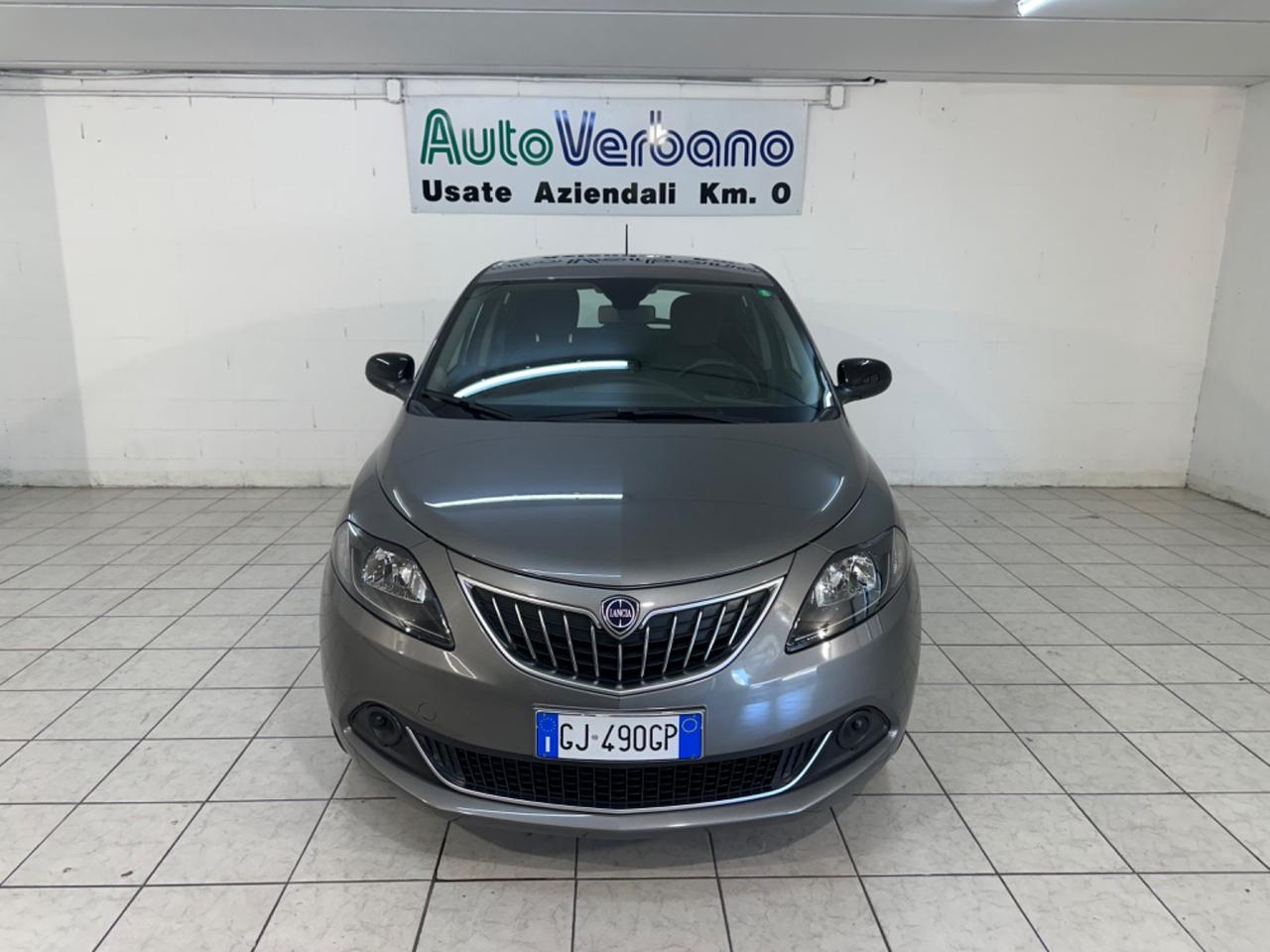 Lancia Ypsilon 1.0 FireFly 5 porte S&S Hybrid Ecochic Silver