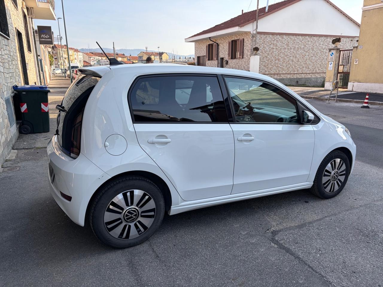 Volkswagen up! e-up! 82 CV KM 22000