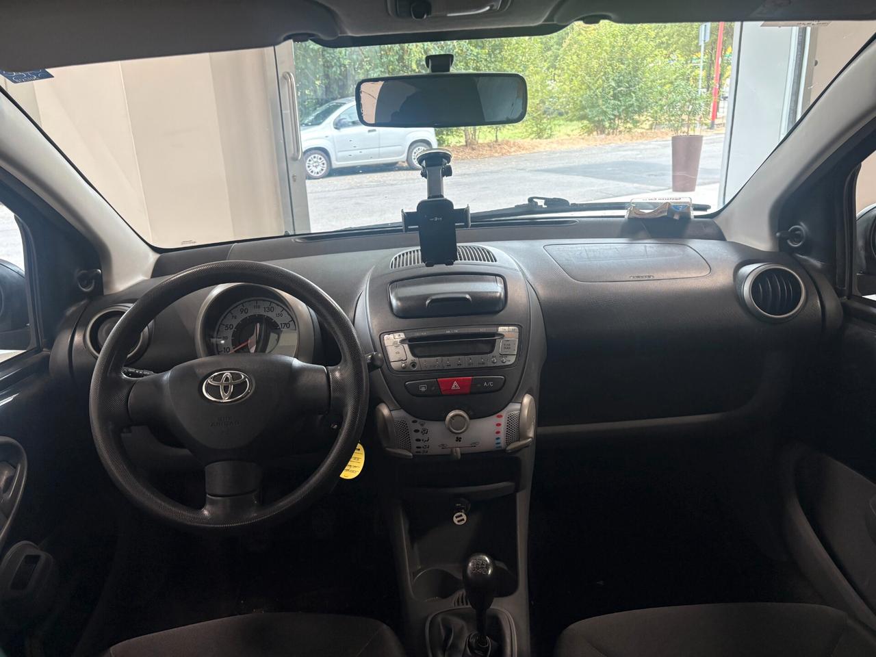 Toyota Aygo 1.0 12V VVT-i 5 porte Deep Ocean Connect