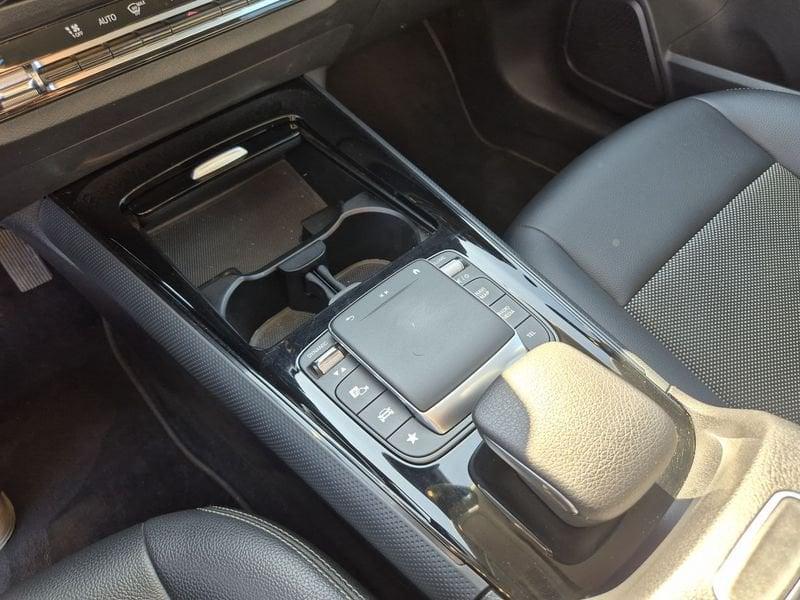 Mercedes-Benz GLA GLA 180 d Automatic Business