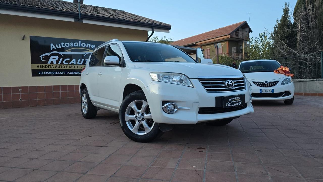 Toyota RAV 4 RAV4 2.2 D-4D 150 CV DPF