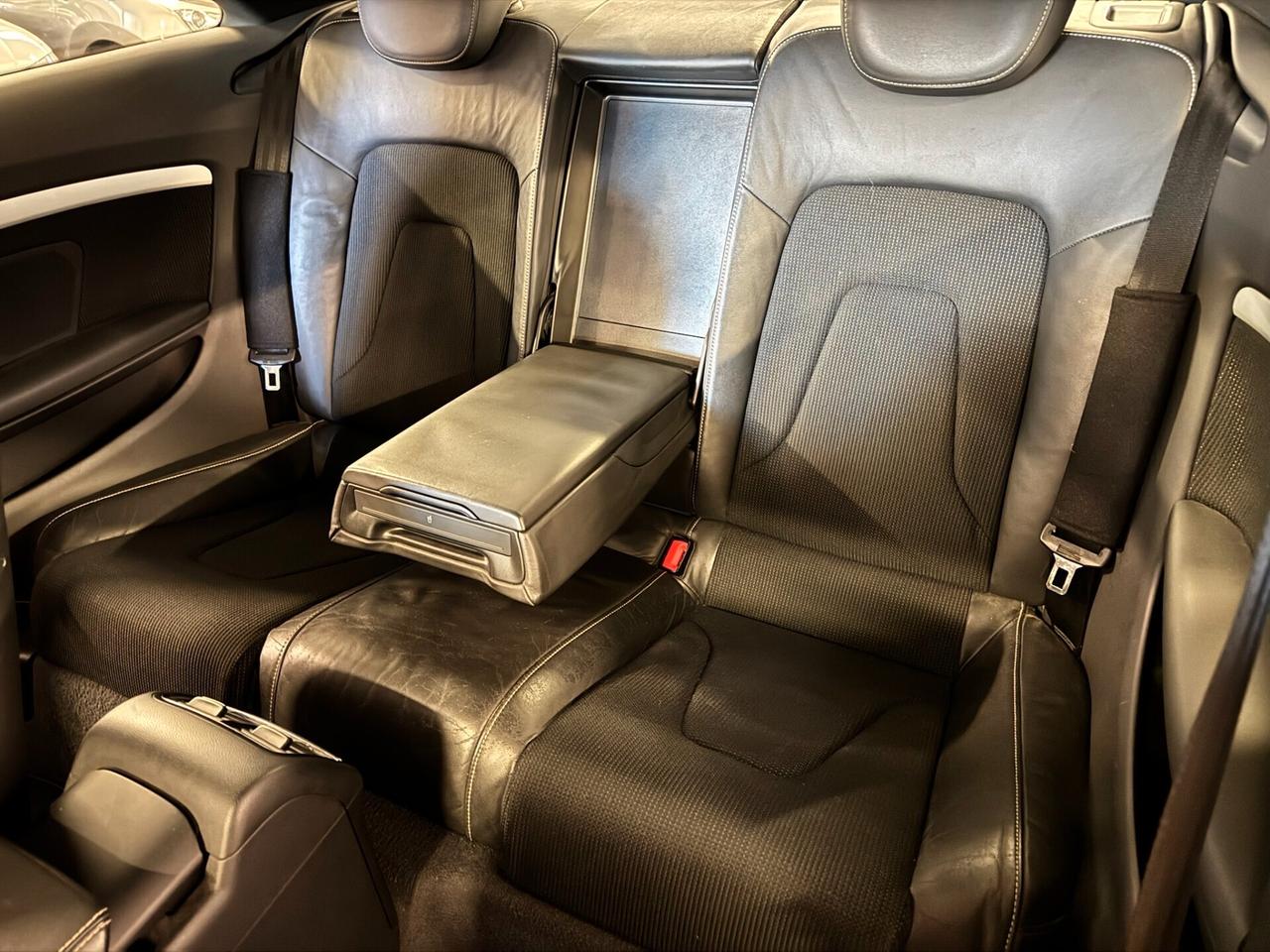 Audi A5 2.0 TFSI 180 CV Ambiente