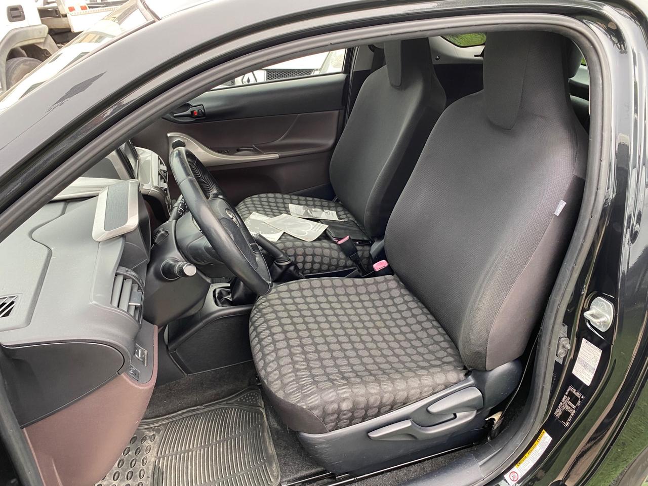 Toyota iQ 1.4 Diesel Full Optional