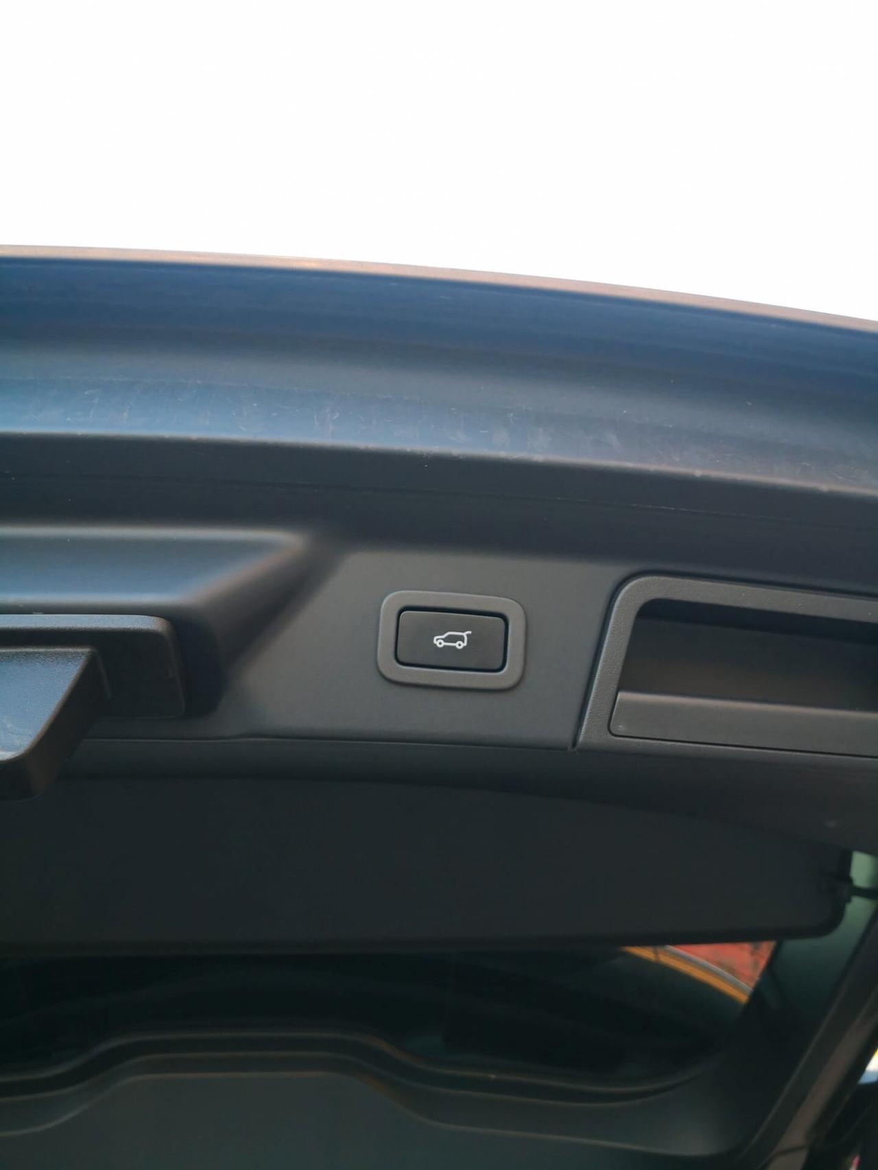 Land Rover Range Velar 2.0D I4 180 CV HSE ***UNICO PROPRIETARIO***