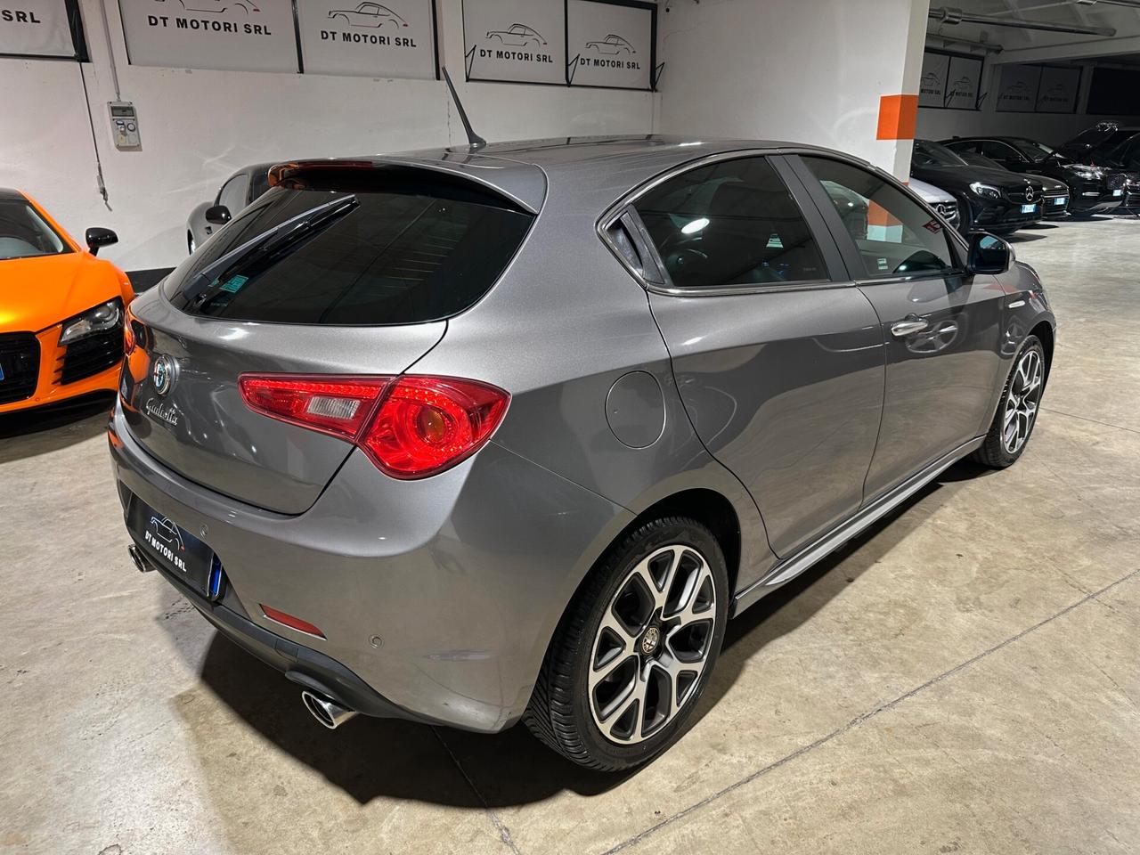 Alfa Romeo Giulietta 1.6 JTDm-2 105 CV Distinctive - CINGHIA FATTA