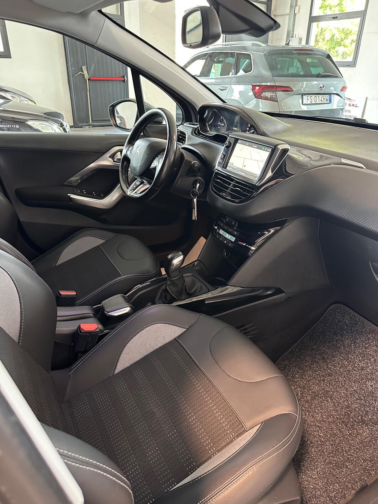 Peugeot 2008 PureTech 82 S&S Allure