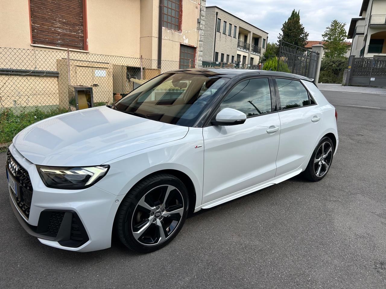 Audi A1 SPB 30 TFSI S tronic line edition