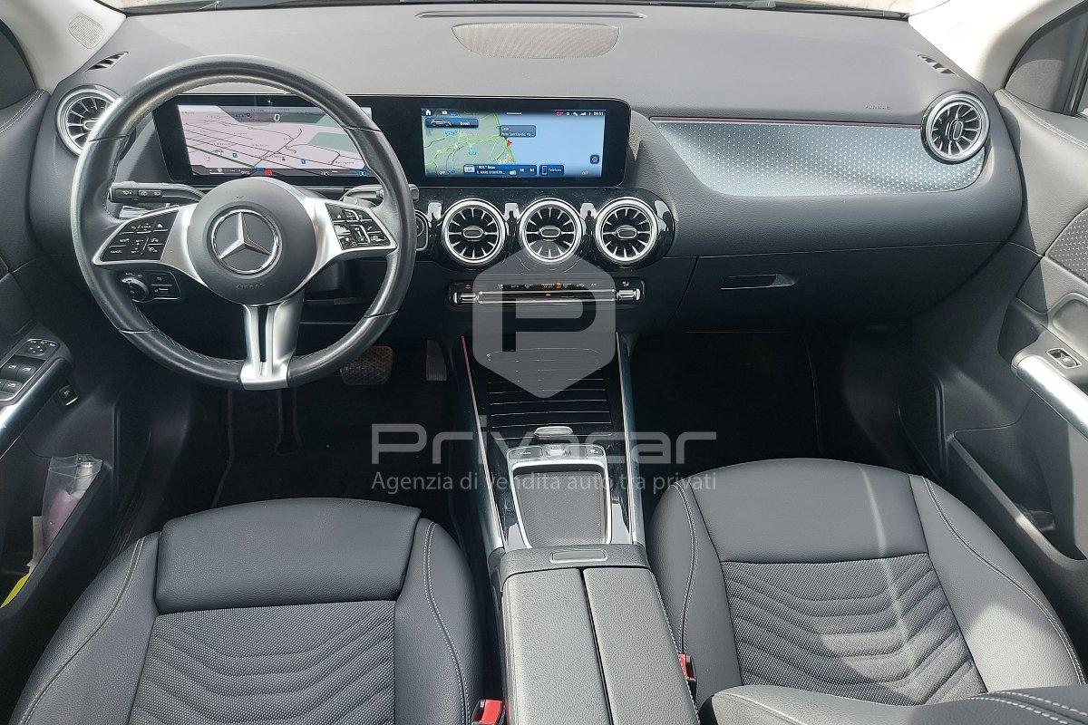 MERCEDES GLA 180 Automatic Progressive Advanced Plus