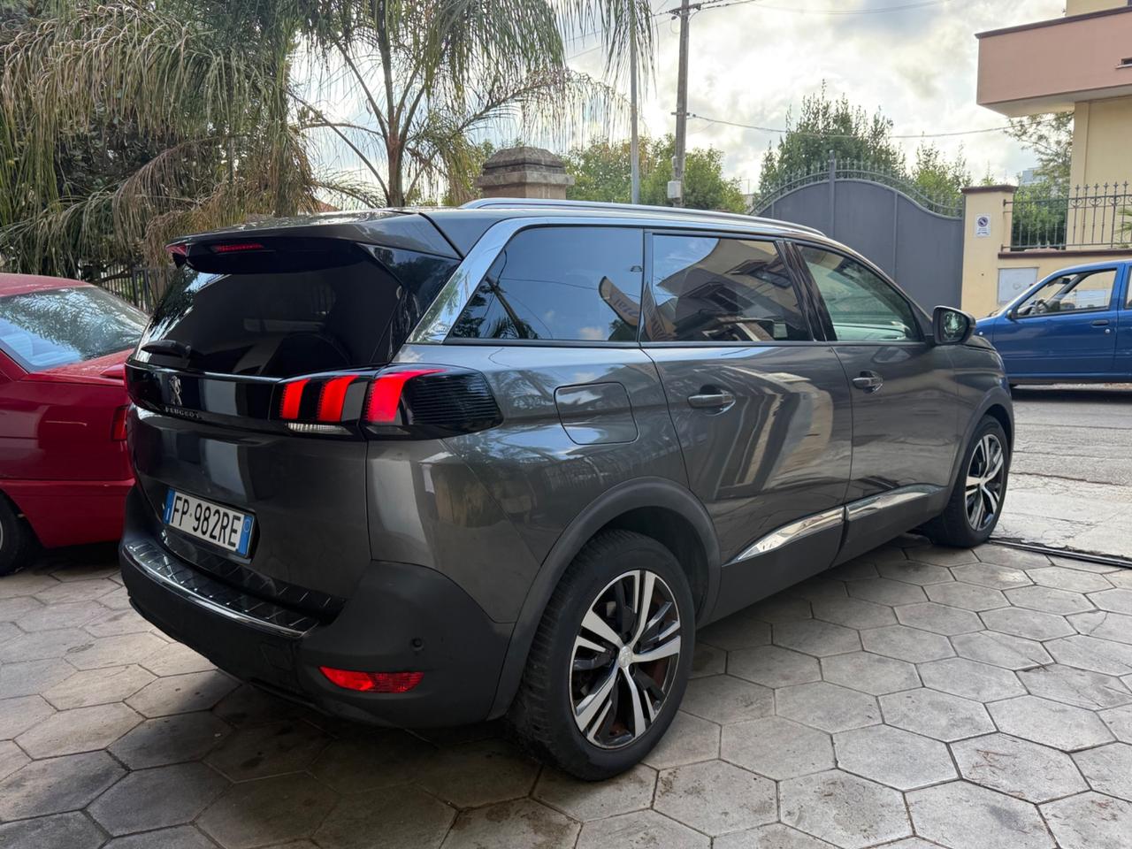 Peugeot 5008 BlueHDi 120 S&S EAT6 Allure