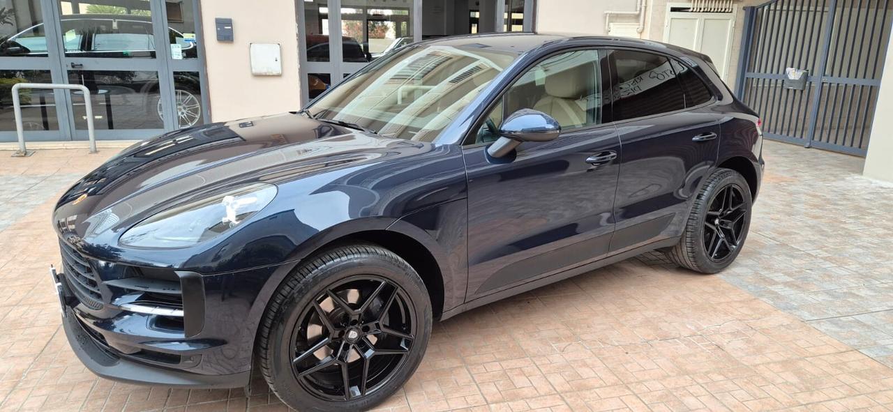 Porsche Macan 2.0 245 cv PDK