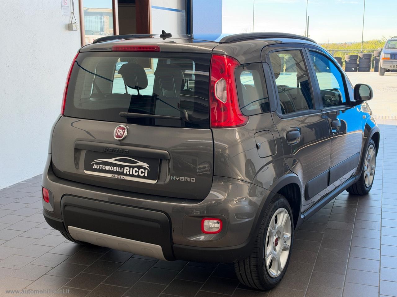 FIAT Panda 1.0 FireFly S&S Hybrid CITY LIFE