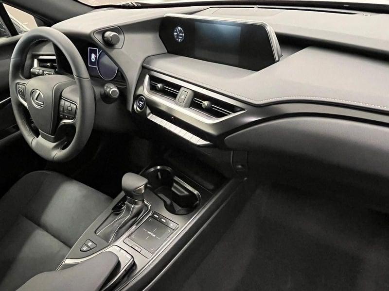 Lexus UX UX Hybrid Executive