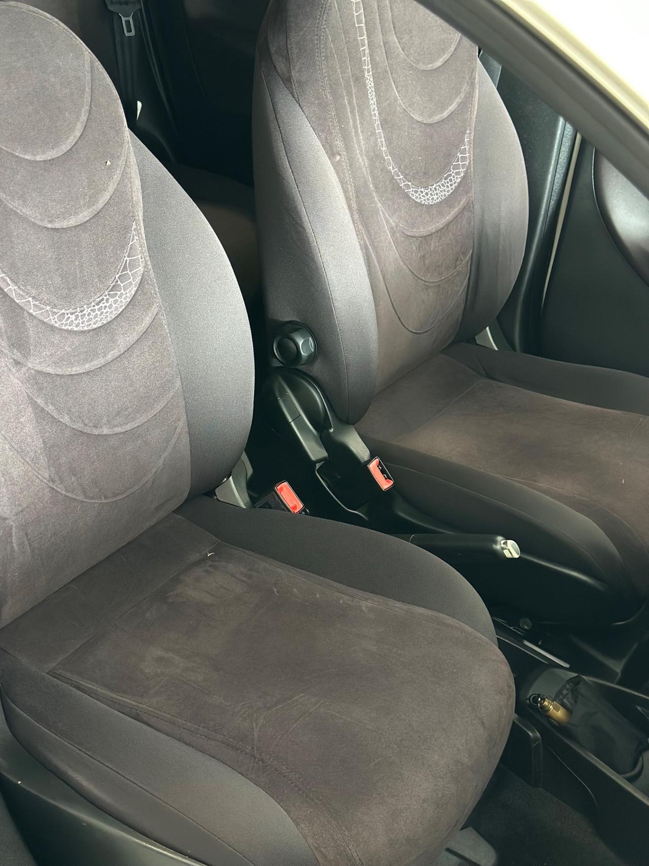 Lancia Ypsilon 1.2 69 CV 5 porte GPL Ecochic Gold