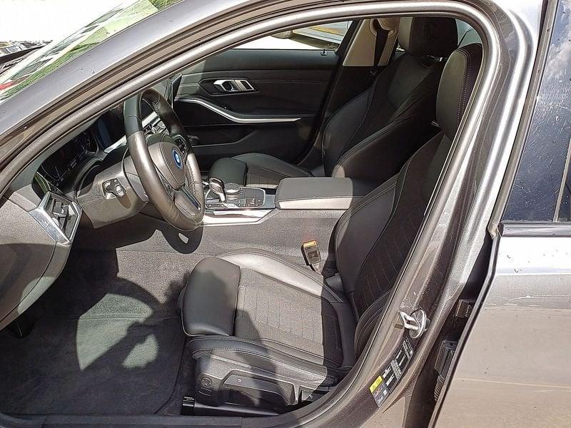 BMW Serie 3 330e Touring xdrive Sport auto
