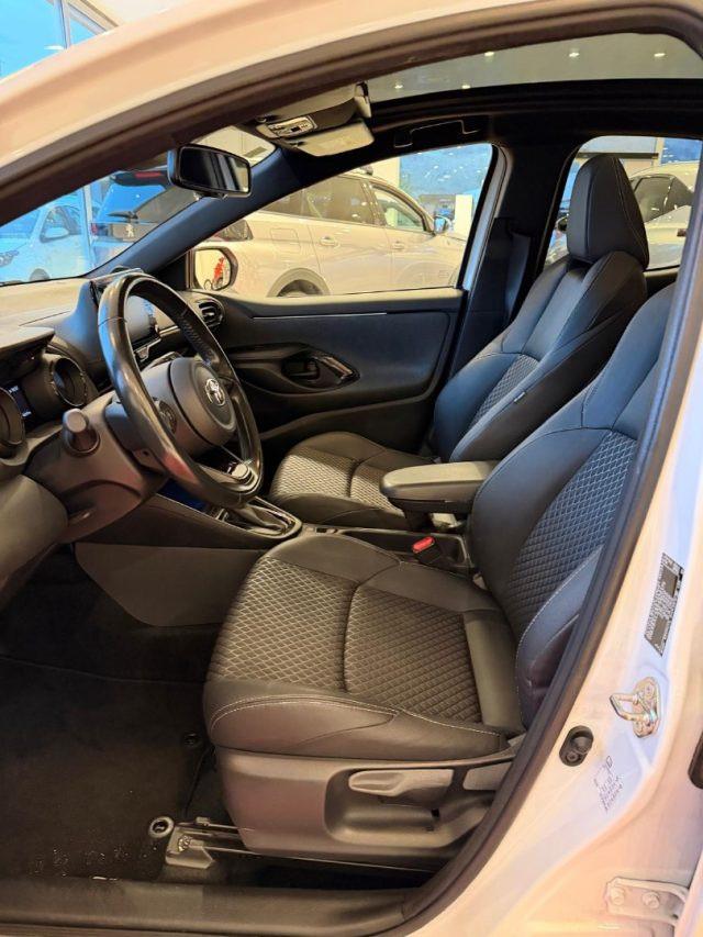 TOYOTA Yaris 1.5 Hybrid 5 porte Lounge