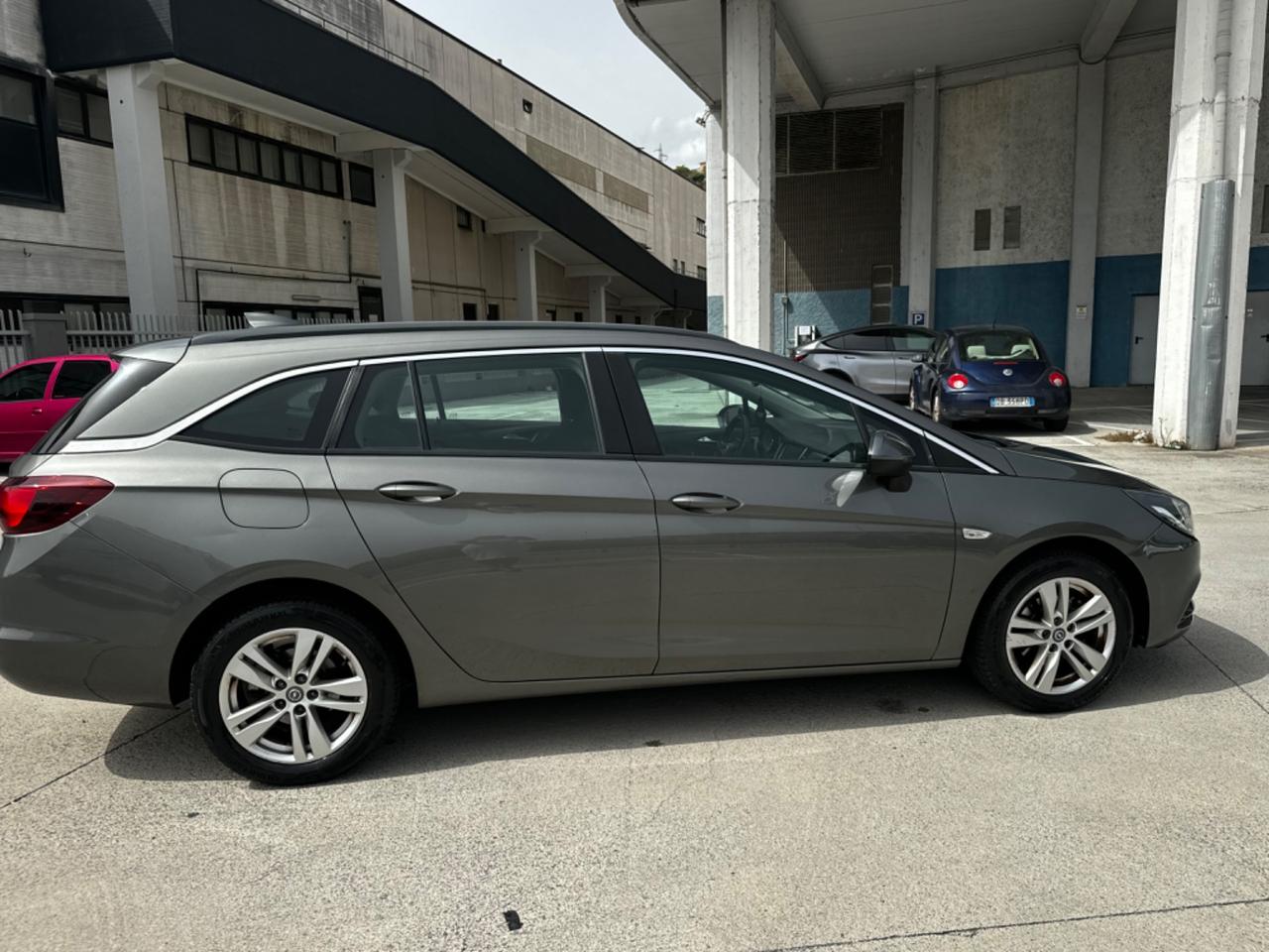 Opel Astra 1.6 CDTi 110CV S&S Tourer Innovation 2017