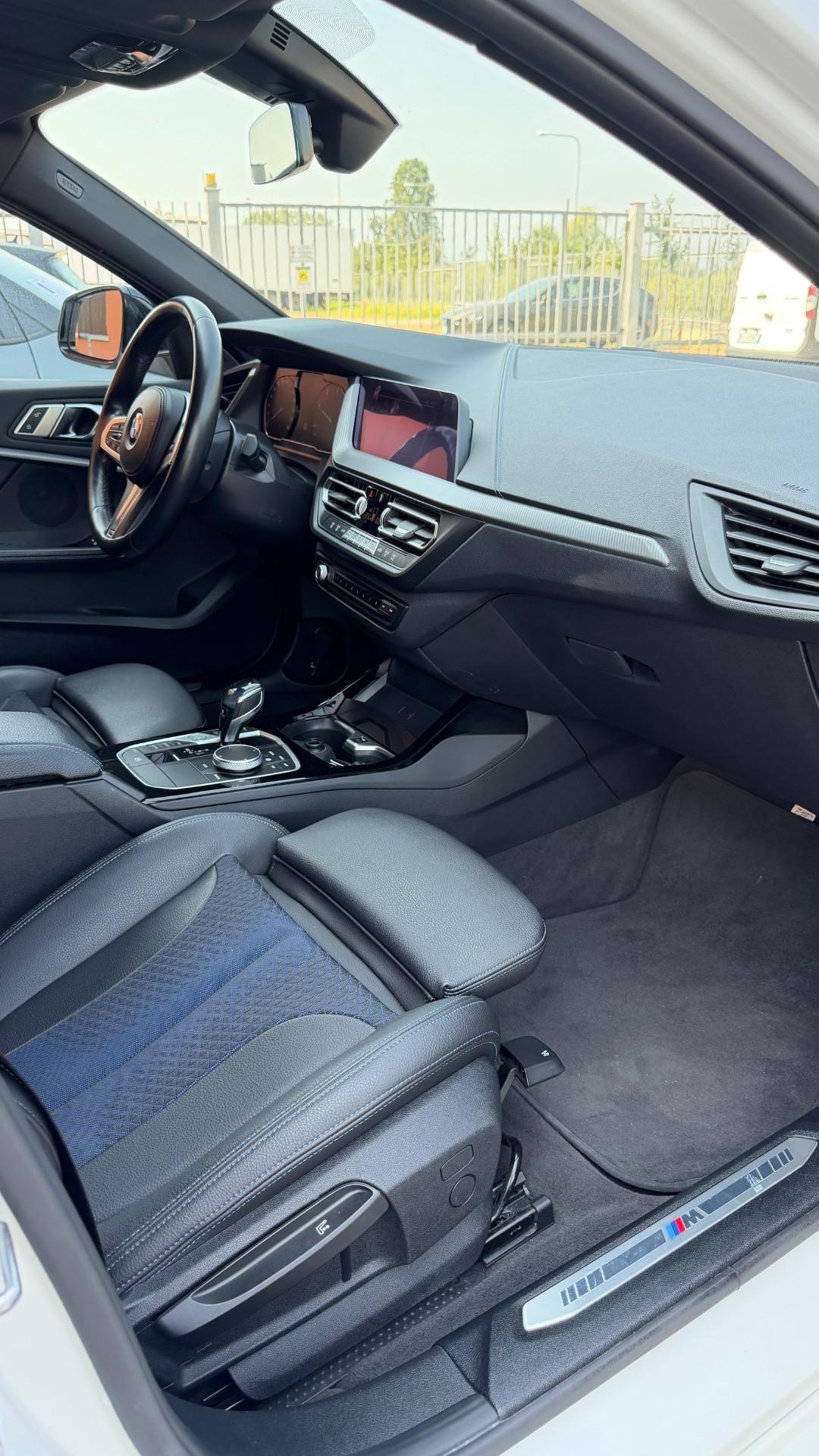 Bmw 116d 5p. Msport