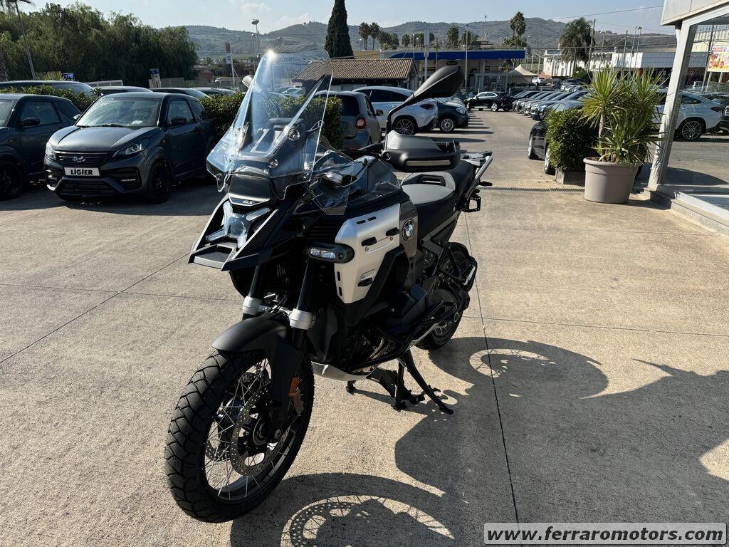 BMW R1300GS TRIPLEBLACK ADVENTUR AUTOMATICO NUOVO 2024