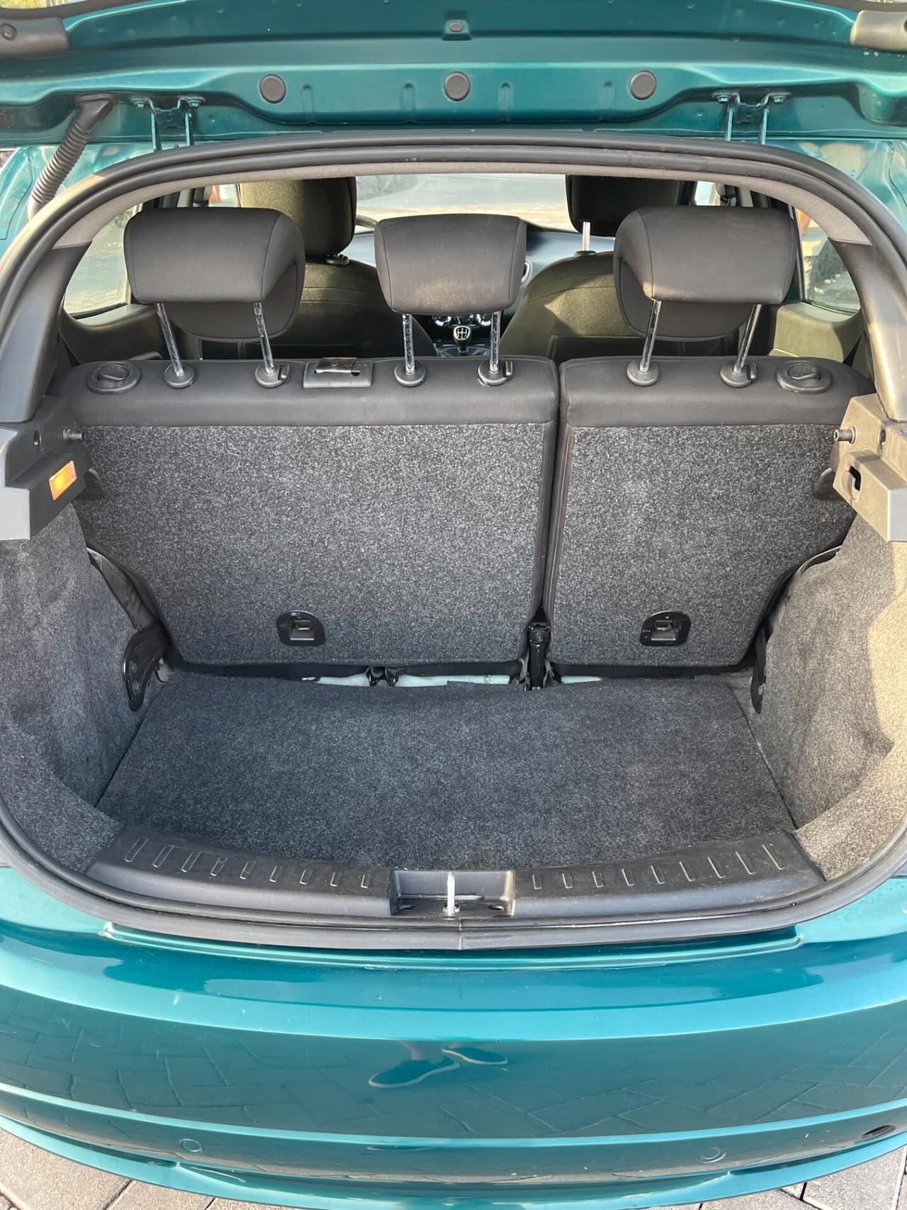 Lancia Ypsilon 1.3 MJT 95 CV S&S Platinum