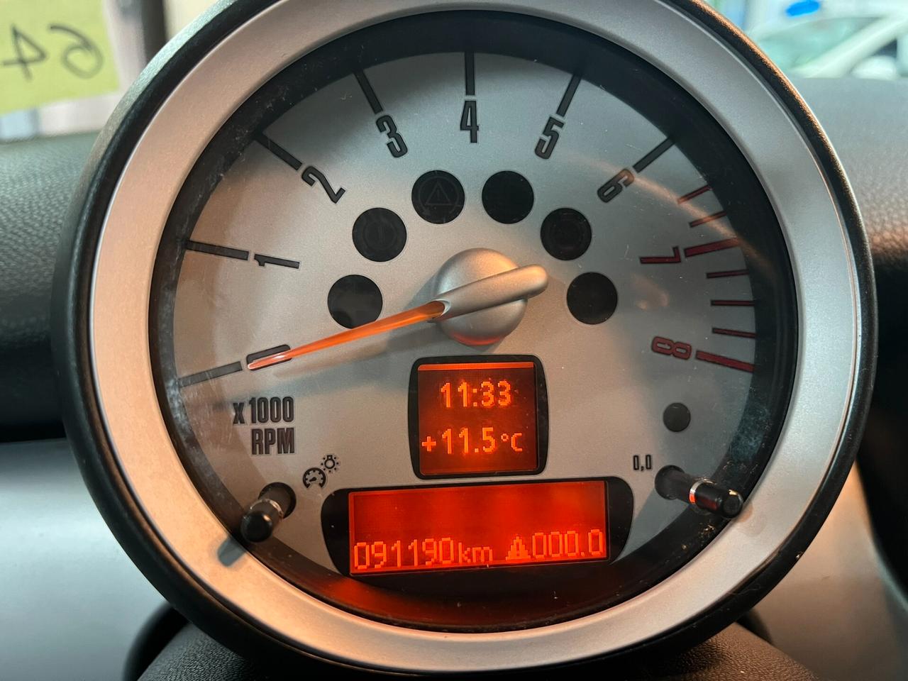 Mini 1.4 solamente 90mila km