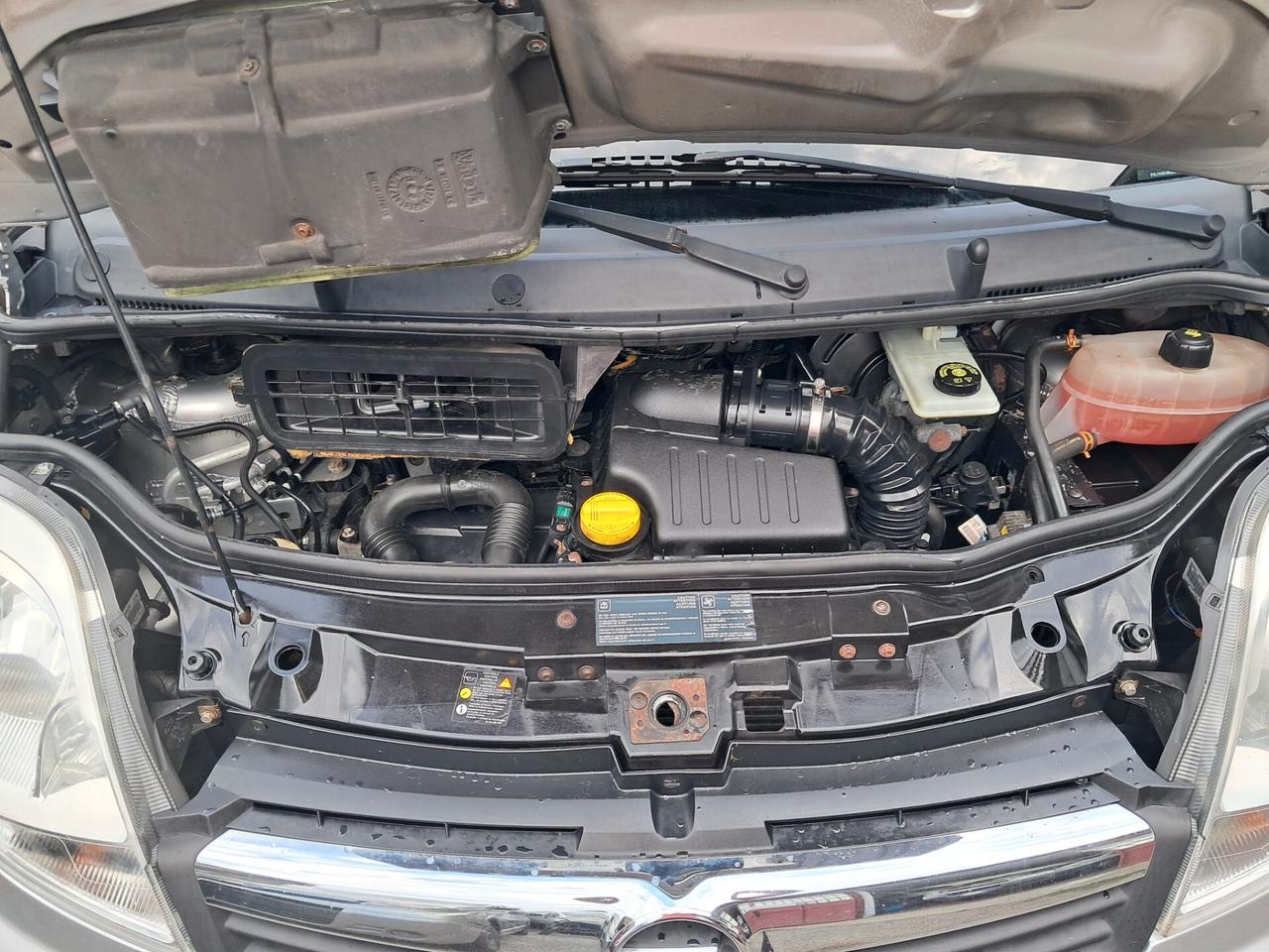 VIVARO 9 POSTI