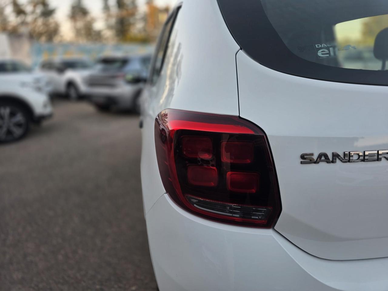 Dacia Sandero 1.0 SCe 12V 75CV Start&Stop Essential