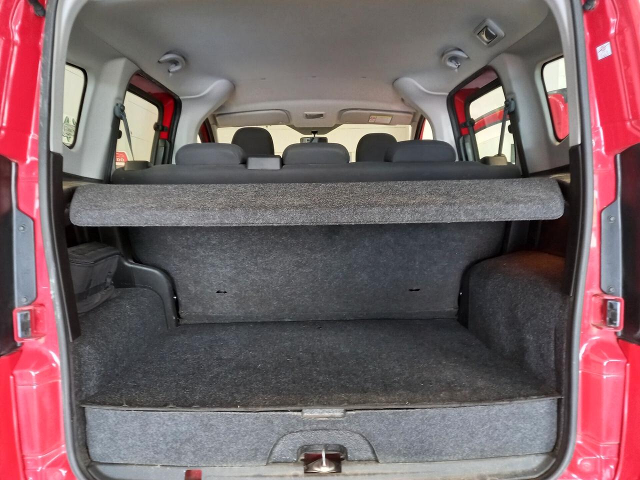 Fiat Fiorino 1.4 8V Combi Semivetrato Natural Power SX