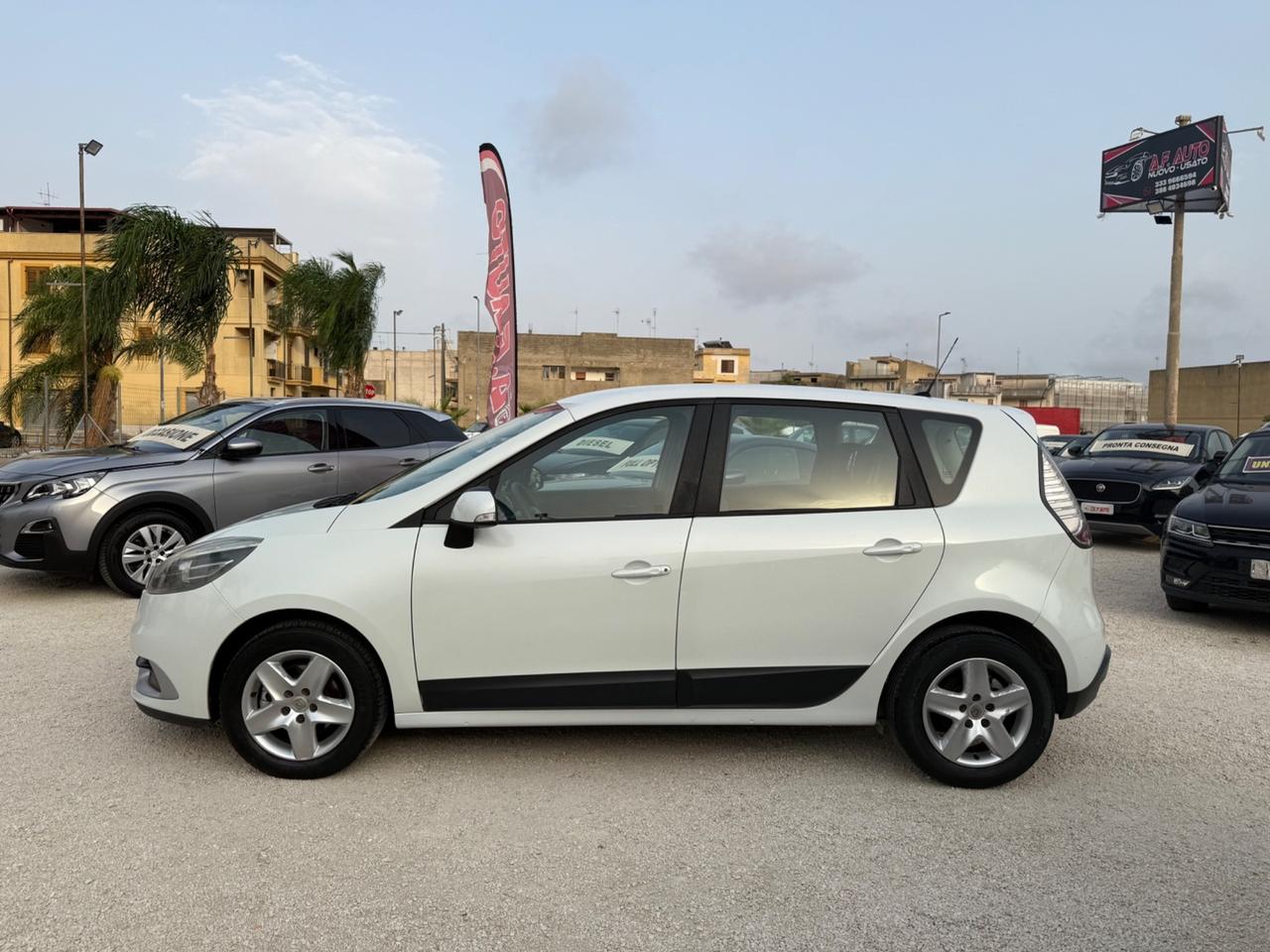 Renault Scenic Scénic X-Mod 1.5 dCi 110CV Luxe