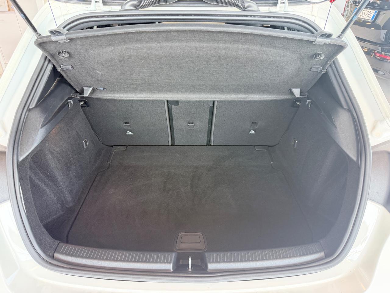 Mercedes-benz A 200 d Automatic Premium AMG