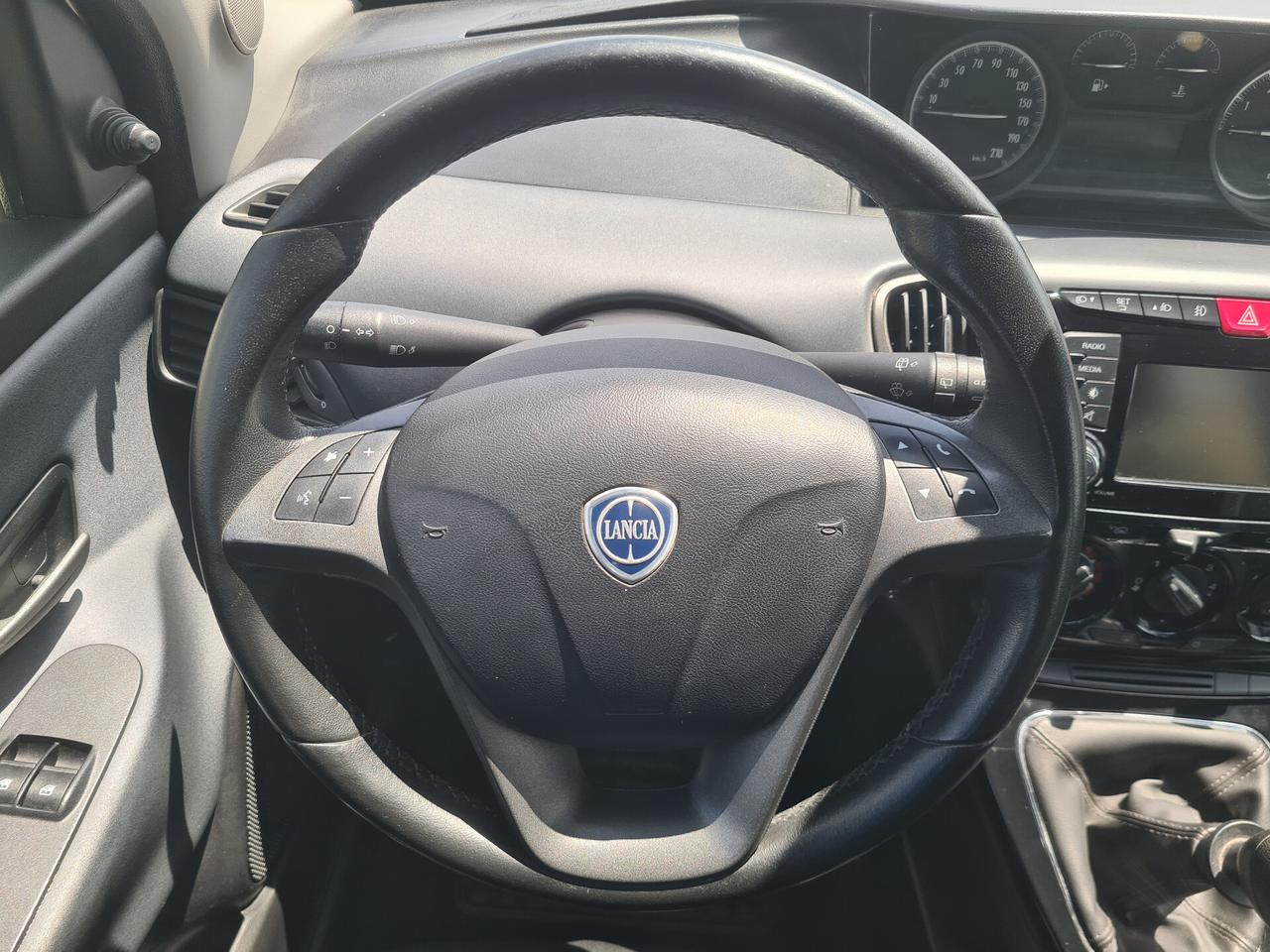 Lancia Ypsilon 1.2 69 CV 5 porte GPL Ecochic Gold 2016