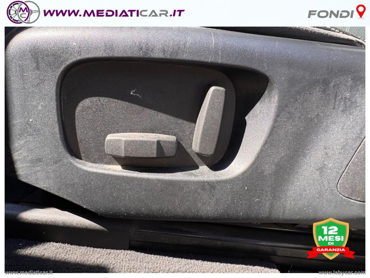 LAND ROVER RR Velar 2.0D 240 R-Dynamic HSE