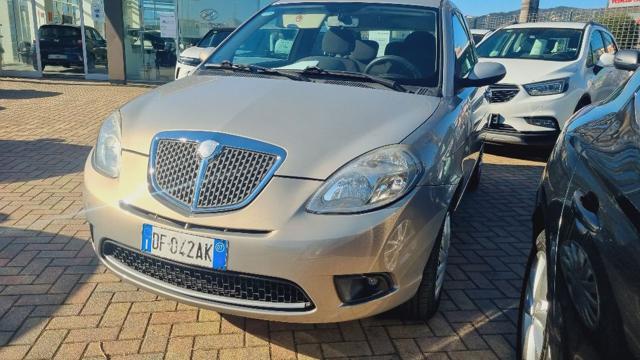 LANCIA Ypsilon 1.3 MJT 90 CV Oro Bianco