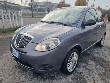 Lancia Ypsilon Ypsilon II 2011 1.2 8v Platinum 69cv