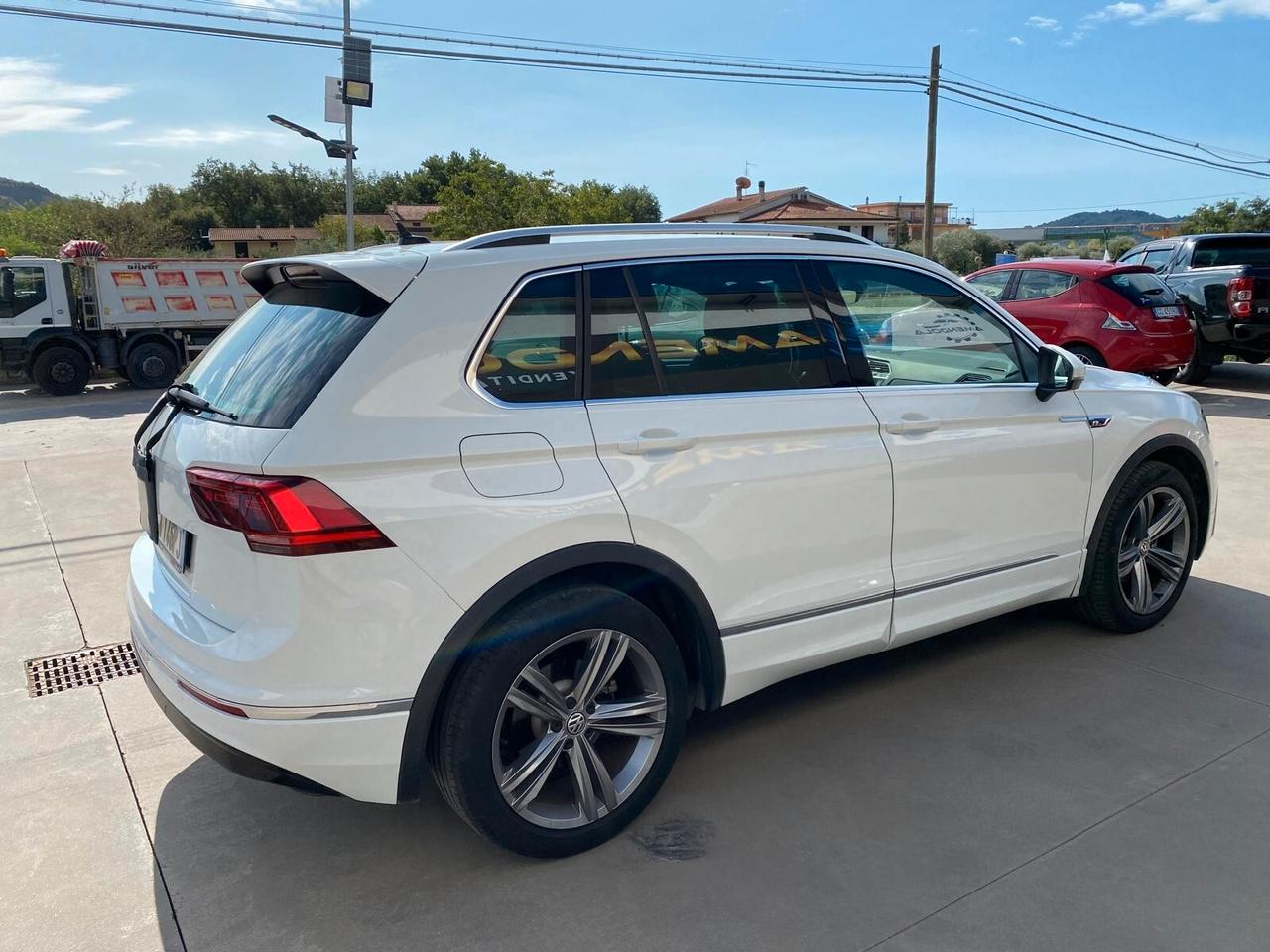 Volkswagen Tiguan 2.0 TDI R line DSG Advanced BlueMotion Technology