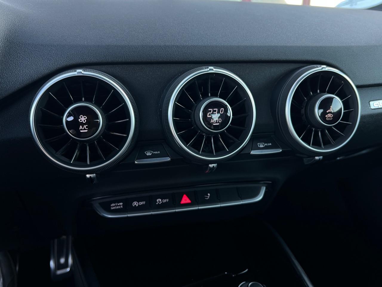 Audi TT 2.0 tfsi S line Sline quattro s-tronic