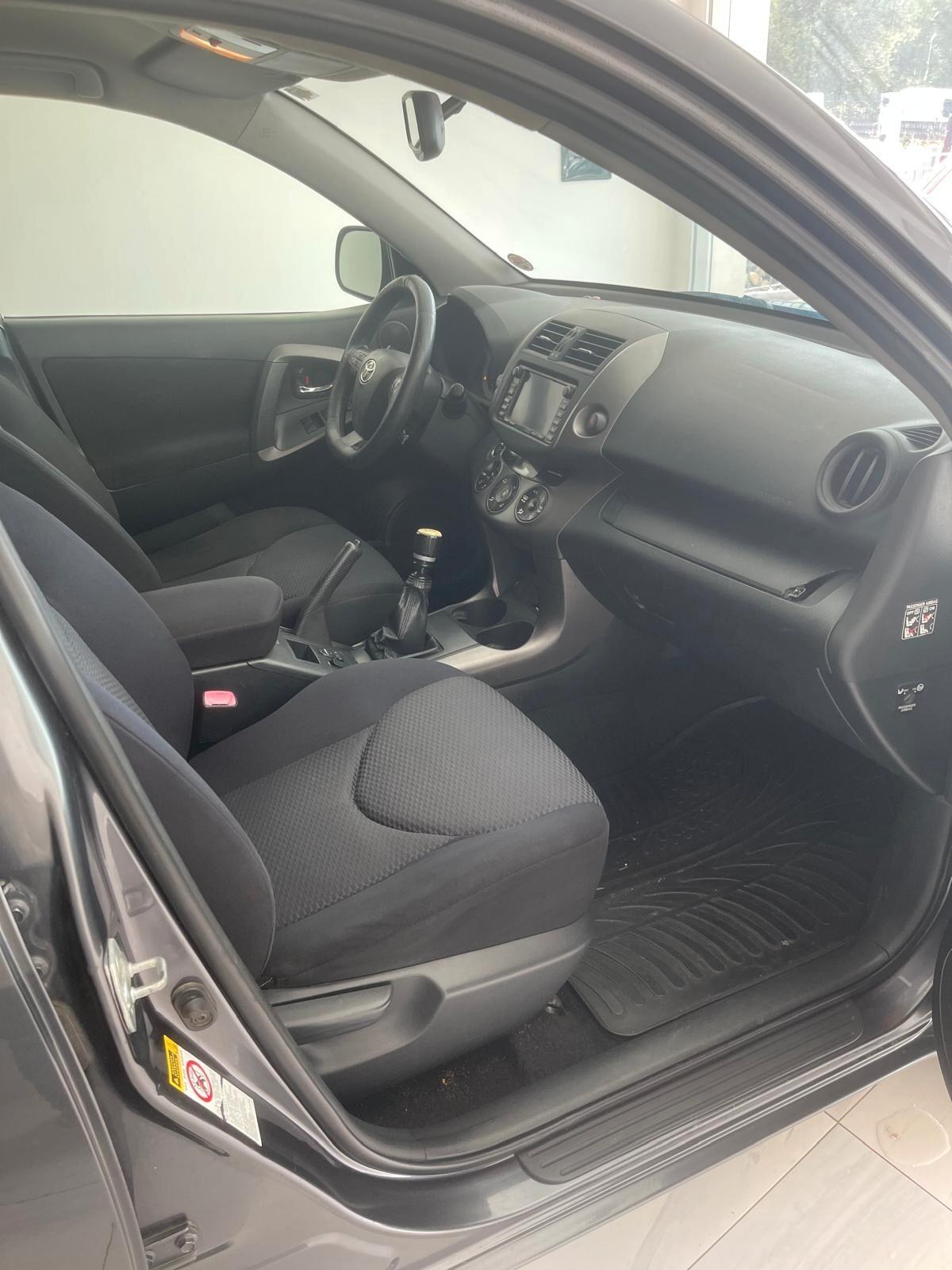 Toyota RAV 4 RAV4 Crossover 2.2 D-4D 150 CV DPF Luxury