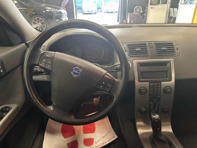 VOLVO S40 2.0 D cat Momentum