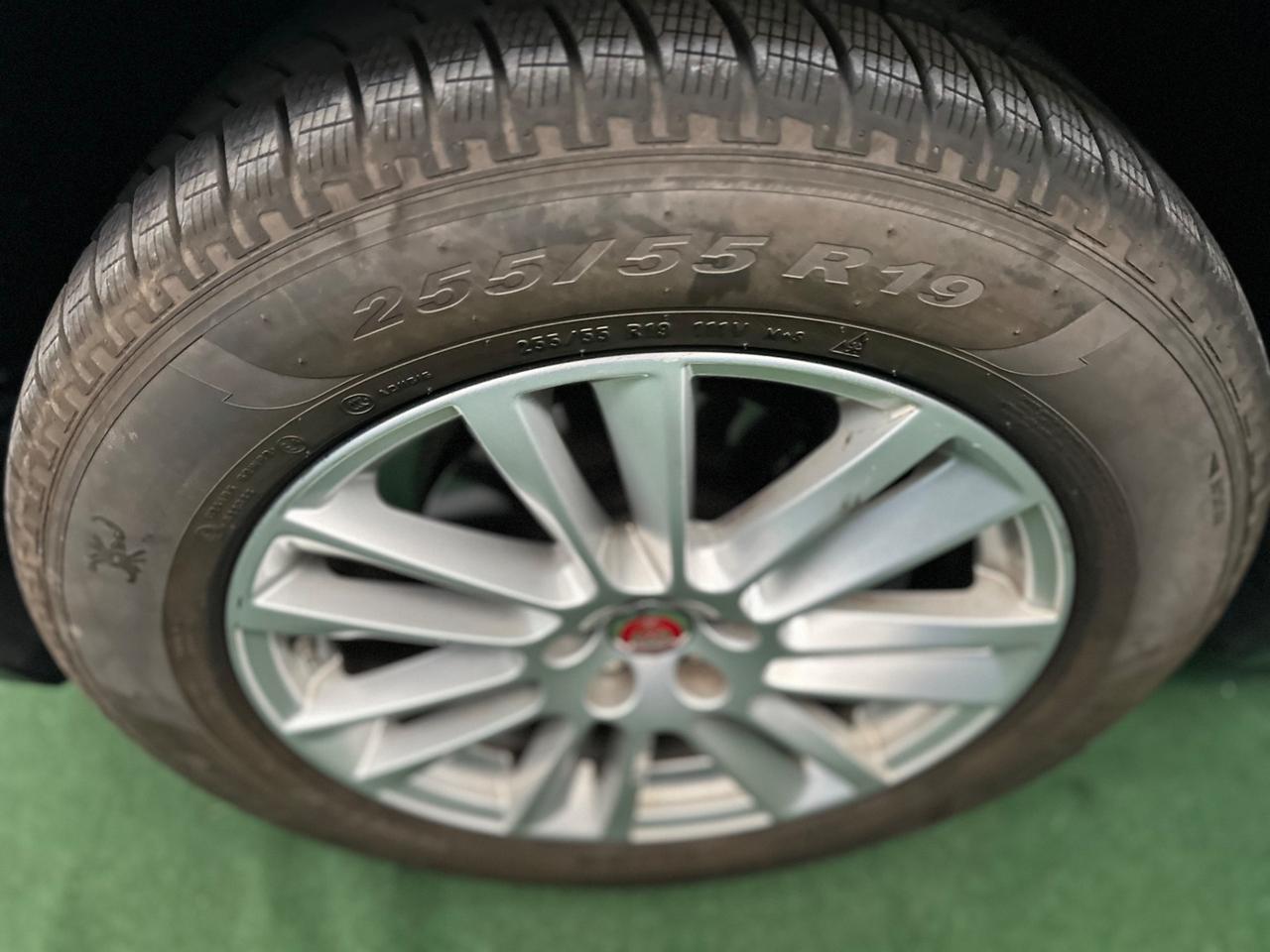 Jaguar F-Pace 2.0 /180cv aut. Prestige/2018/4x4