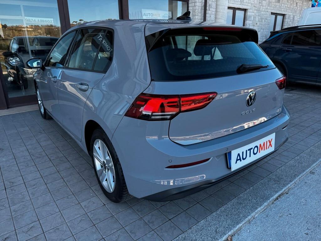 Volkswagen Golf 1.0 etsi evo Life 110cv dsg