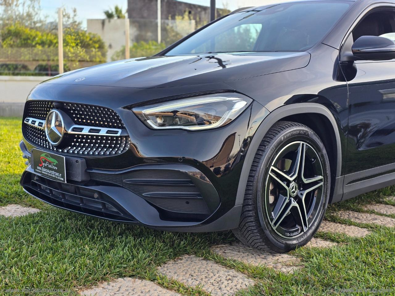 MERCEDES-BENZ GLA 200 d Automatic Premium