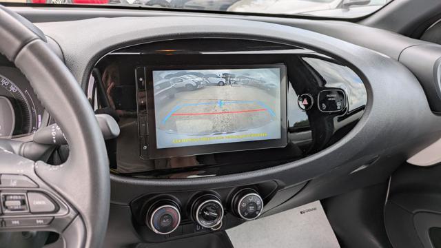 TOYOTA Aygo X Active 1.0cc 72cv AUTOM. ANDROID/IOS RETROCAMERA