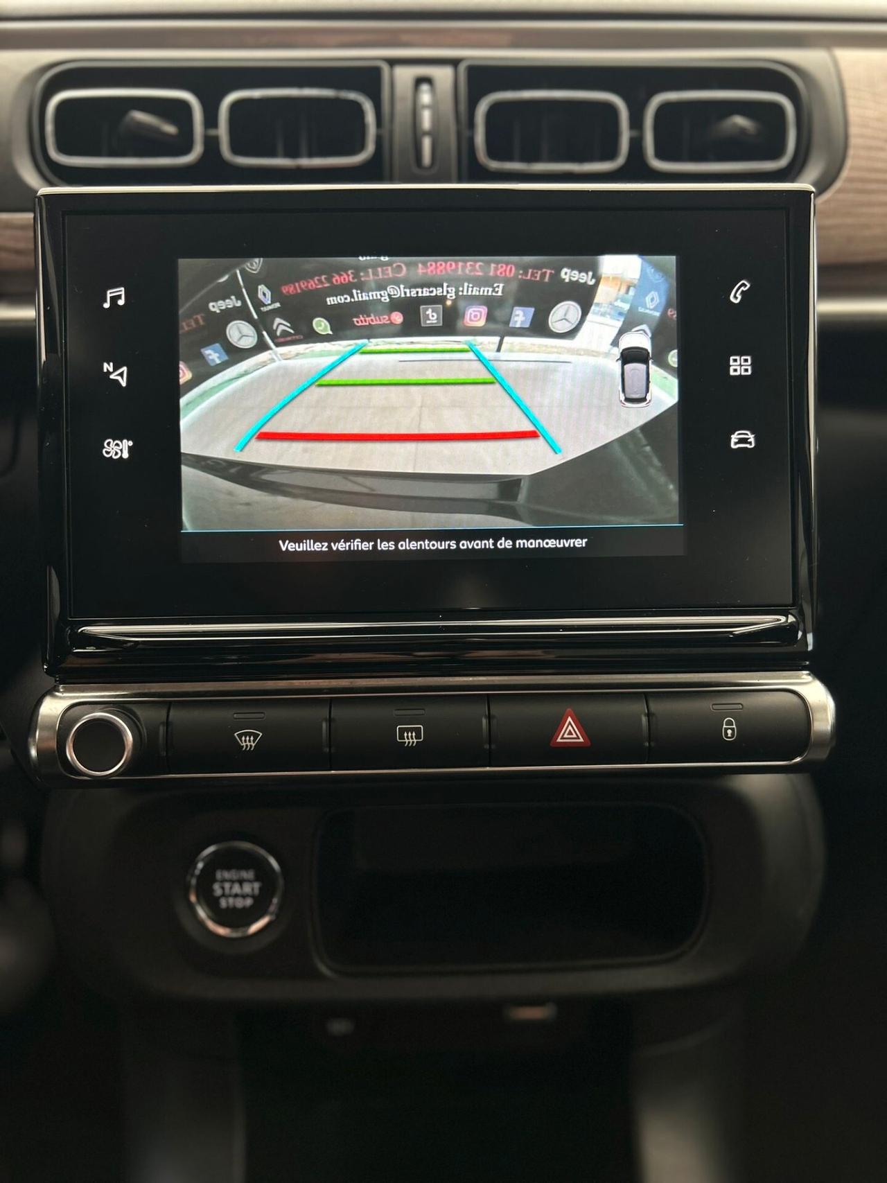 Citroen C3 PureTech 1.2 Benzina 83 cv S&S Shine