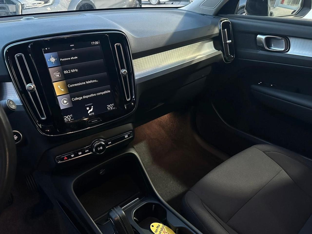 Volvo XC40 D3 Geartronic Momentum Pro