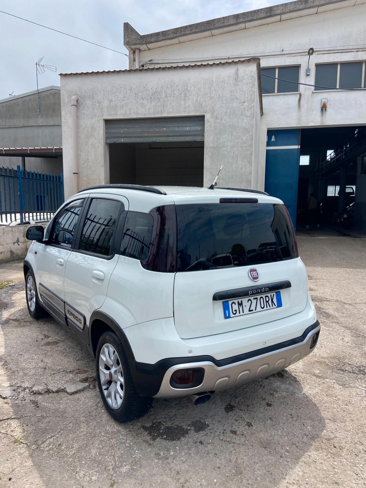 Fiat Panda 1.3 MJT allestimento CROSS 2016