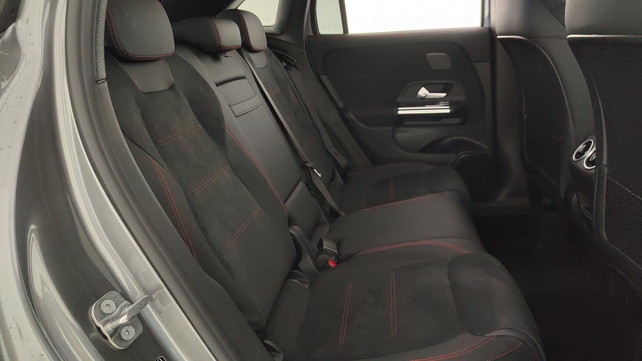 Mercedes-Benz GLA 200 d Automatic 4MATIC